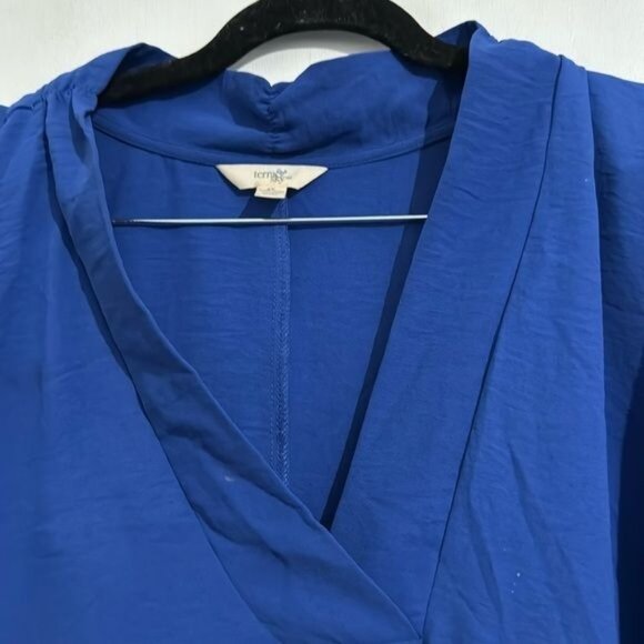 Terra & Sky Womens Plus Size 4X Blue Blouse With V-Neckline - Picture 2 of 7